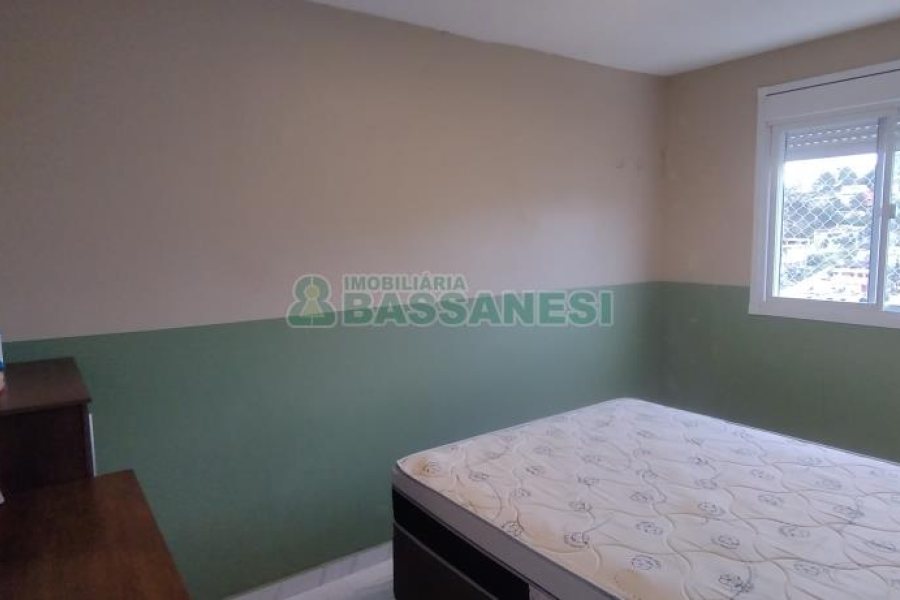 Apartamento com 57m², 2 dormitórios, 1 vaga, no bairro Marechal Floriano em Caxias do Sul para Comprar