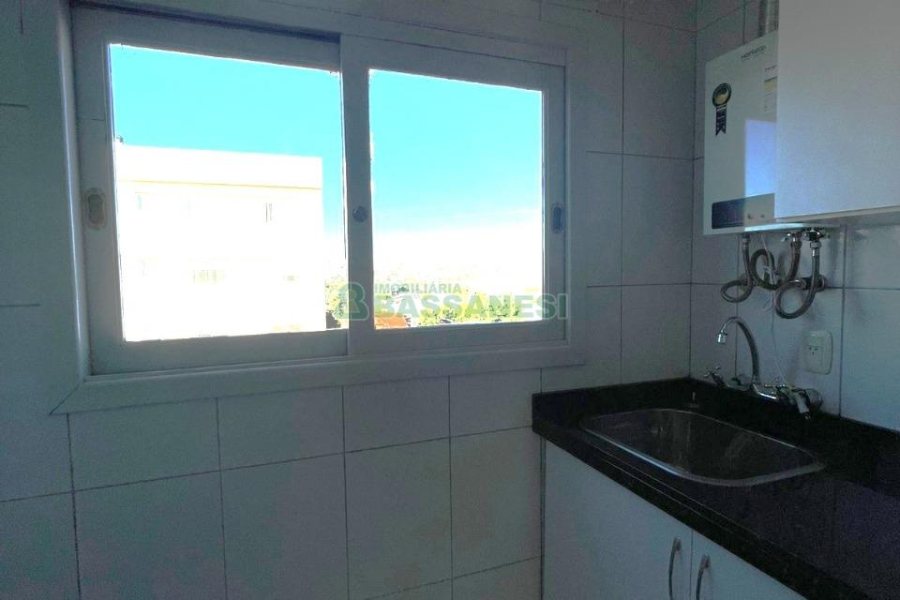 Apartamento com 74m², 2 dormitórios, 2 vagas, no bairro Santa Catarina em Caxias do Sul para Comprar