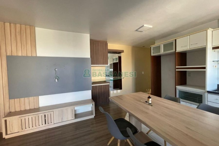 Apartamento com 74m², 2 dormitórios, 2 vagas, no bairro Santa Catarina em Caxias do Sul para Comprar