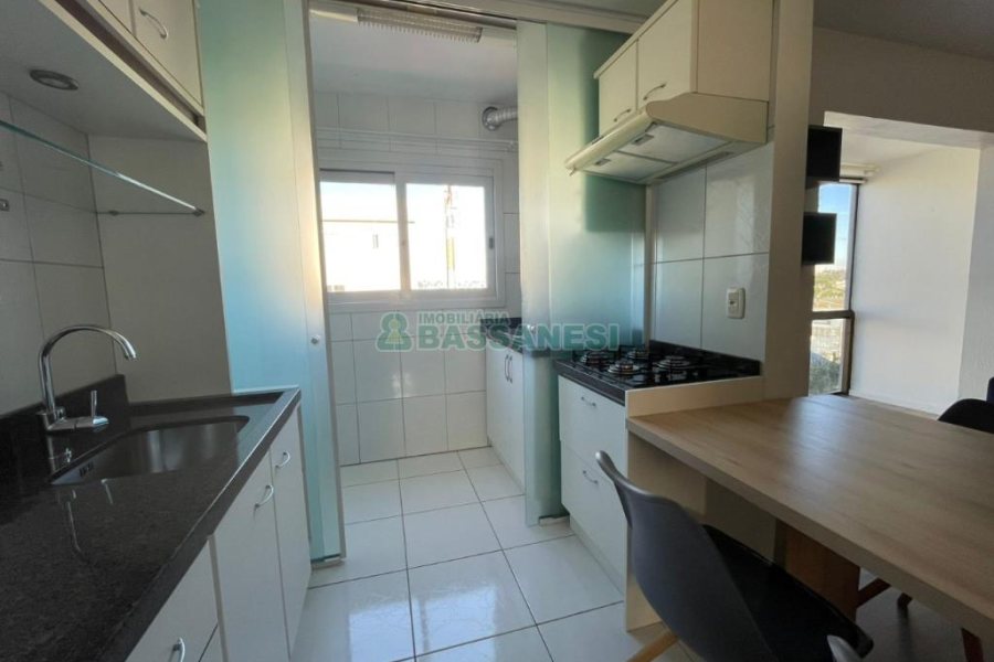 Apartamento com 74m², 2 dormitórios, 2 vagas, no bairro Santa Catarina em Caxias do Sul para Comprar
