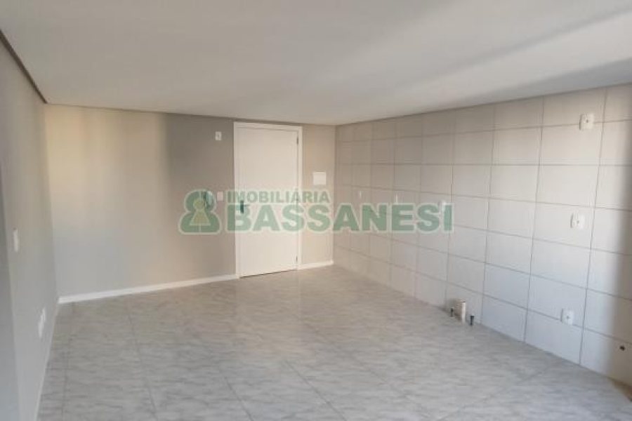 Apartamento com 52m², 2 dormitórios, 1 vaga, no bairro Vila Verde em Caxias do Sul para Comprar