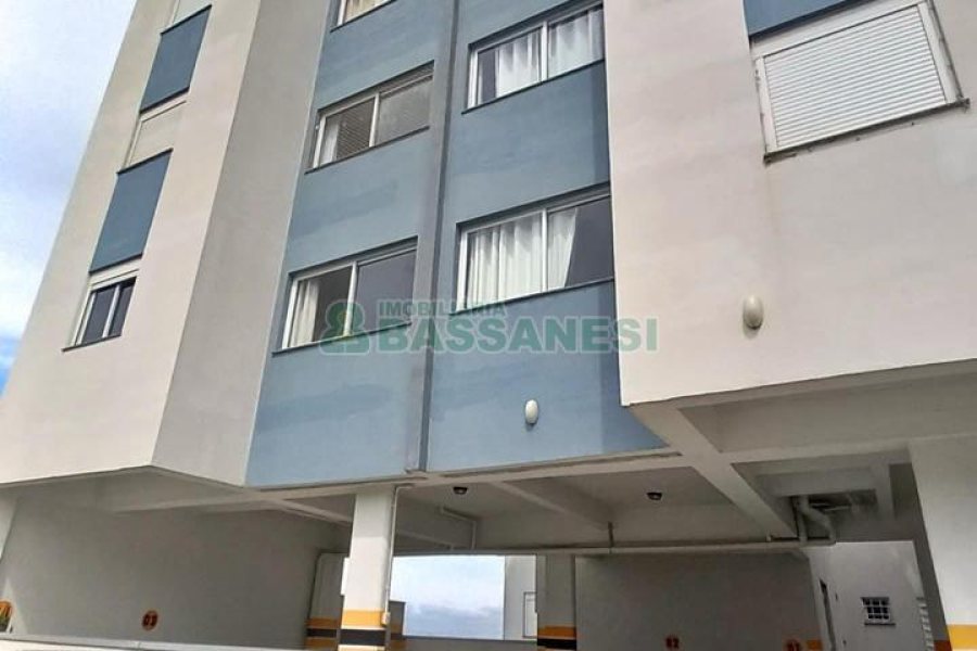 Apartamento com 42m², 2 dormitórios, 1 vaga, no bairro São Luiz em Caxias do Sul para Comprar