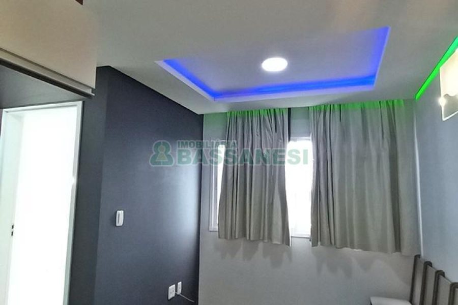 Apartamento com 42m², 2 dormitórios, 1 vaga, no bairro São Luiz em Caxias do Sul para Comprar