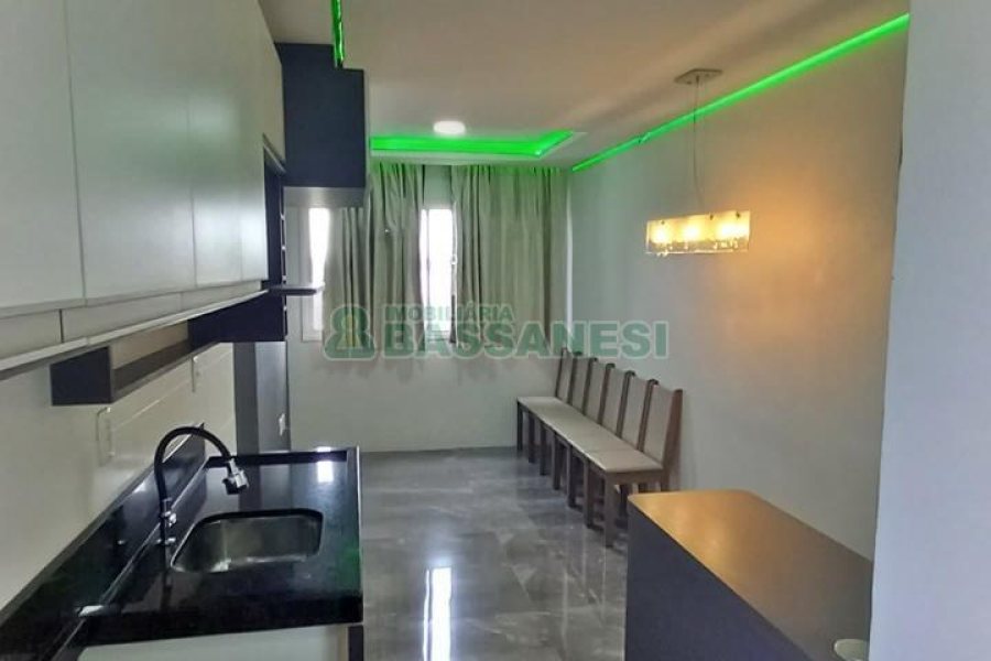 Apartamento com 42m², 2 dormitórios, 1 vaga, no bairro São Luiz em Caxias do Sul para Comprar