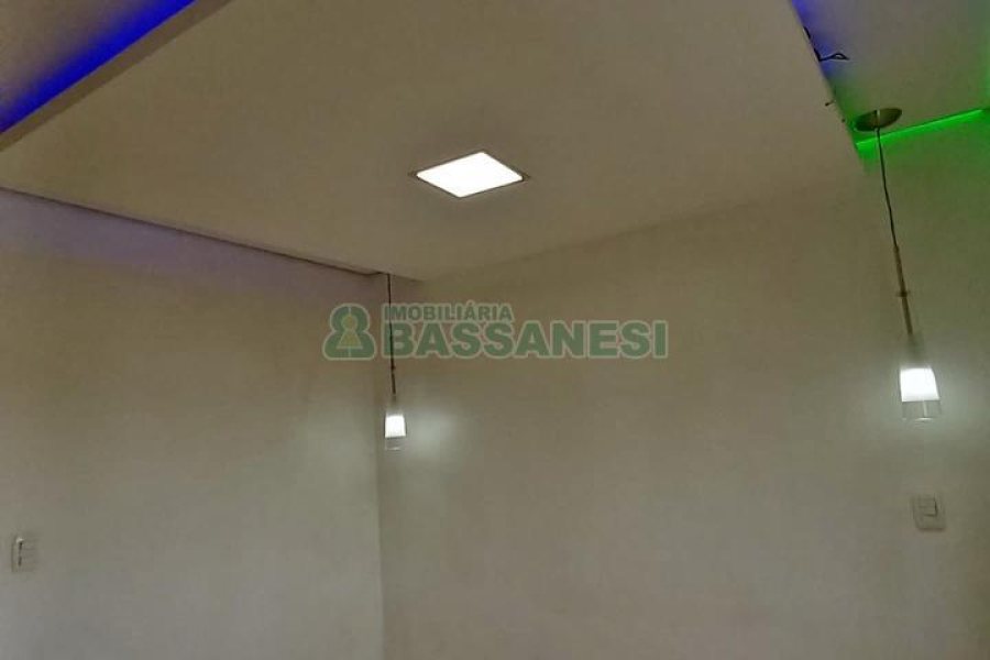 Apartamento com 42m², 2 dormitórios, 1 vaga, no bairro São Luiz em Caxias do Sul para Comprar