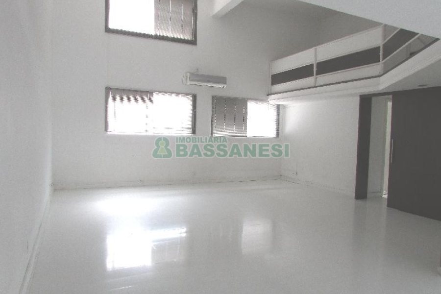 Loja com 196m², no bairro Centro em Caxias do Sul para Alugar