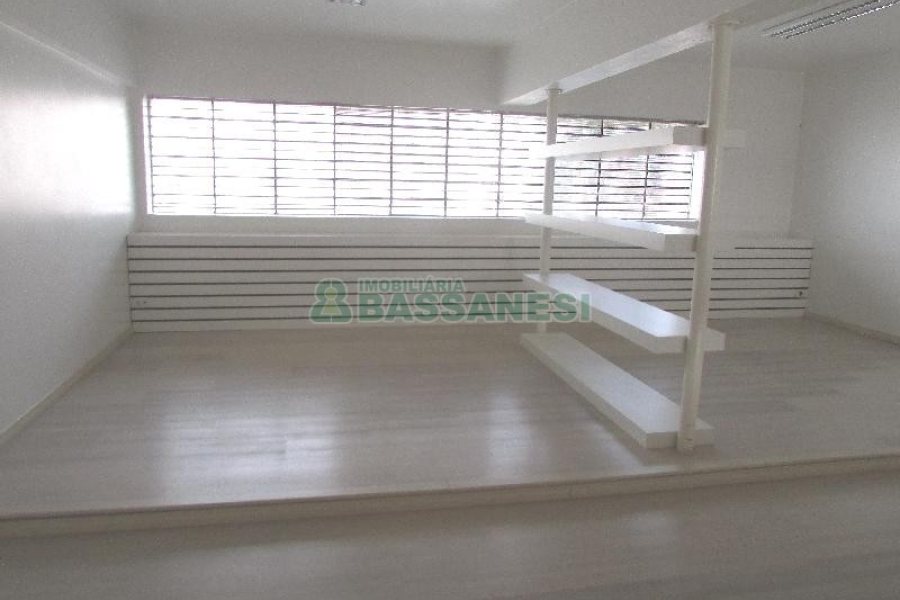 Loja com 196m², no bairro Centro em Caxias do Sul para Alugar