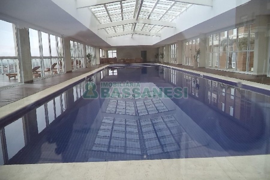 Apto Mobiliado com 144m², 3 dormitórios, 2 vagas, no bairro Cristo Redentor em Caxias do Sul para Alugar