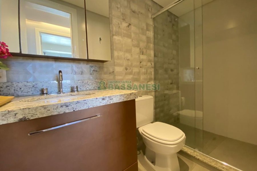 Apto Mobiliado com 144m², 3 dormitórios, 2 vagas, no bairro Cristo Redentor em Caxias do Sul para Alugar