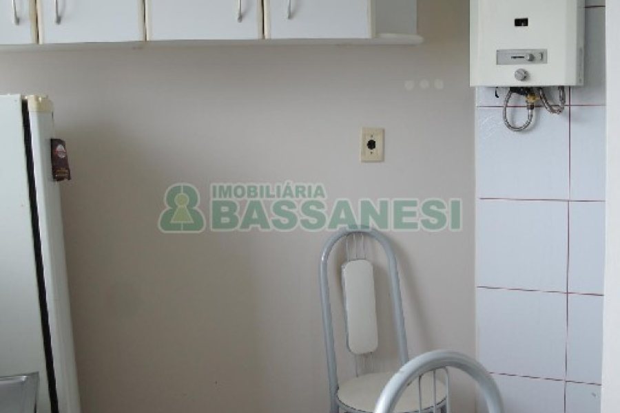 Apto Mobiliado com 35m², 1 dormitório, no bairro Centro em Caxias do Sul para Alugar