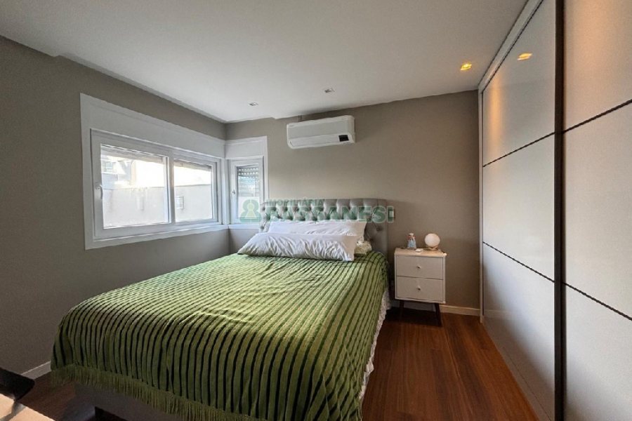 Apto Mobiliado com 82m², 2 dormitórios, 2 vagas, no bairro Vila Horn em Caxias do Sul para Alugar