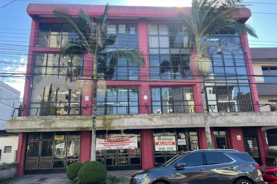 Sala com 48m², no bairro Rio Branco em Caxias do Sul para Comprar