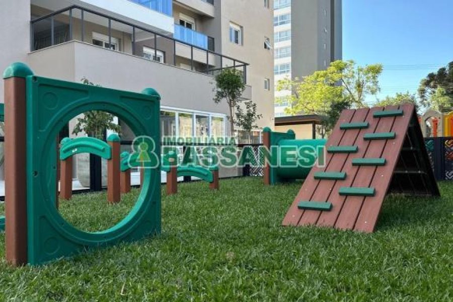 Apartamento com 110m², 2 dormitórios, 2 vagas, no bairro Petrópolis em Caxias do Sul para Alugar