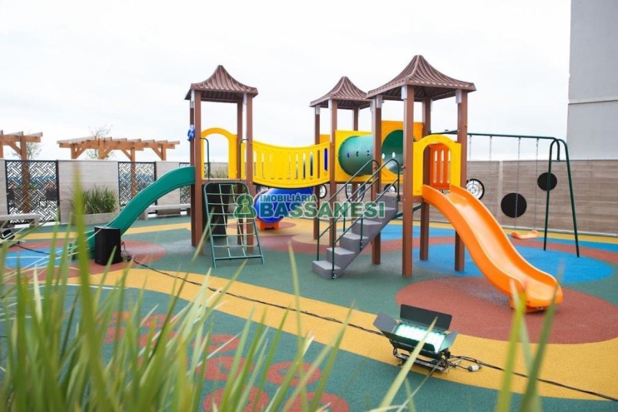 Apartamento com 110m², 2 dormitórios, 2 vagas, no bairro Petrópolis em Caxias do Sul para Alugar