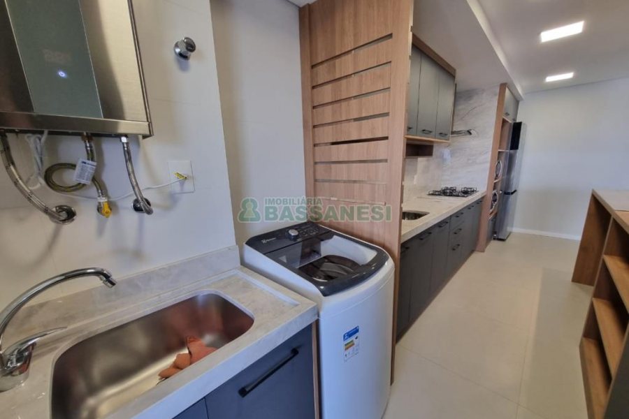 Apartamento com 110m², 3 dormitórios, 2 vagas, no bairro Petrópolis em Caxias do Sul para Alugar