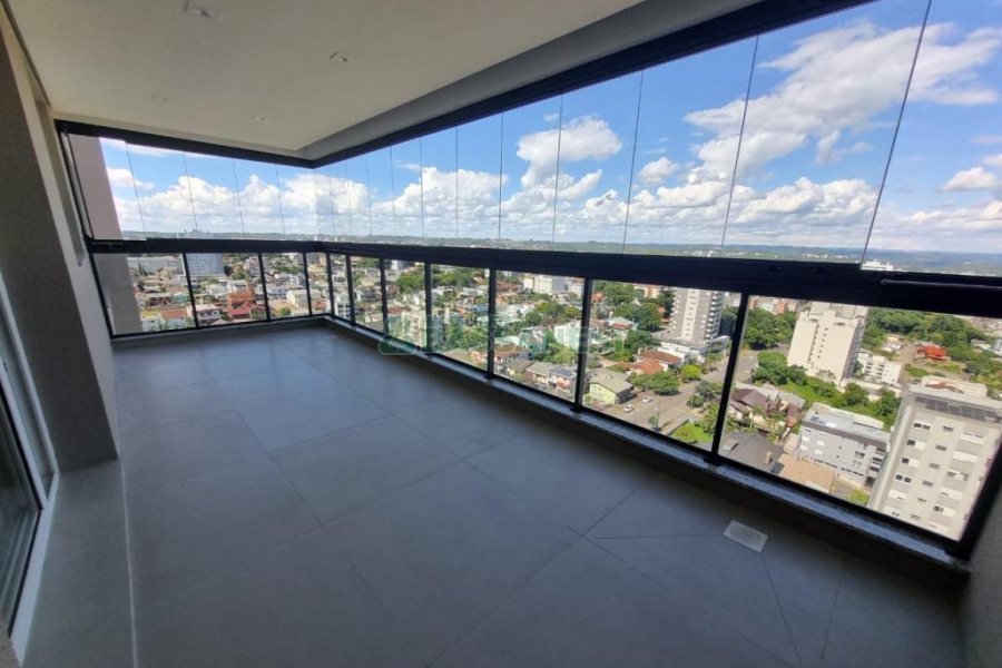 Apartamento com 110m², 3 dormitórios, 2 vagas, no bairro Petrópolis em Caxias do Sul para Alugar