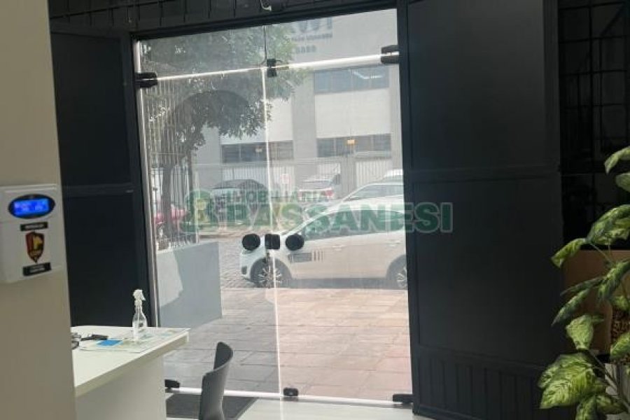 Loja com 60m², no bairro Pio X em Caxias do Sul para Alugar