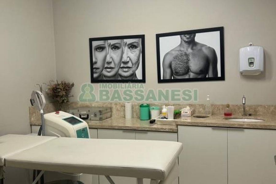 Loja com 60m², no bairro Pio X em Caxias do Sul para Alugar