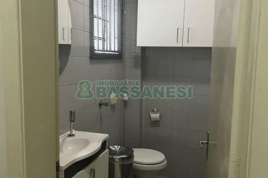 Loja com 60m², no bairro Pio X em Caxias do Sul para Alugar