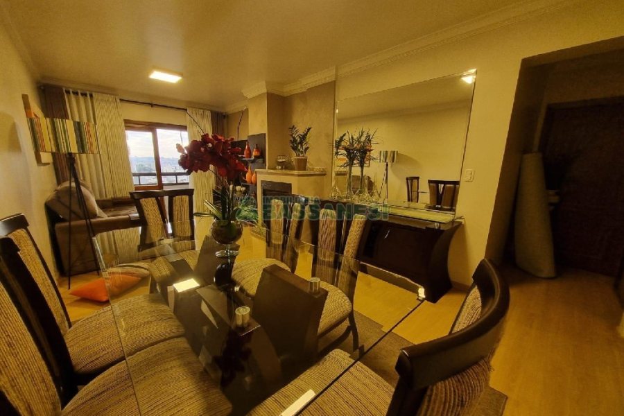 Apto Mobiliado com 132m², 3 dormitórios, 2 vagas, no bairro São Pelegrino em Caxias do Sul para Alugar