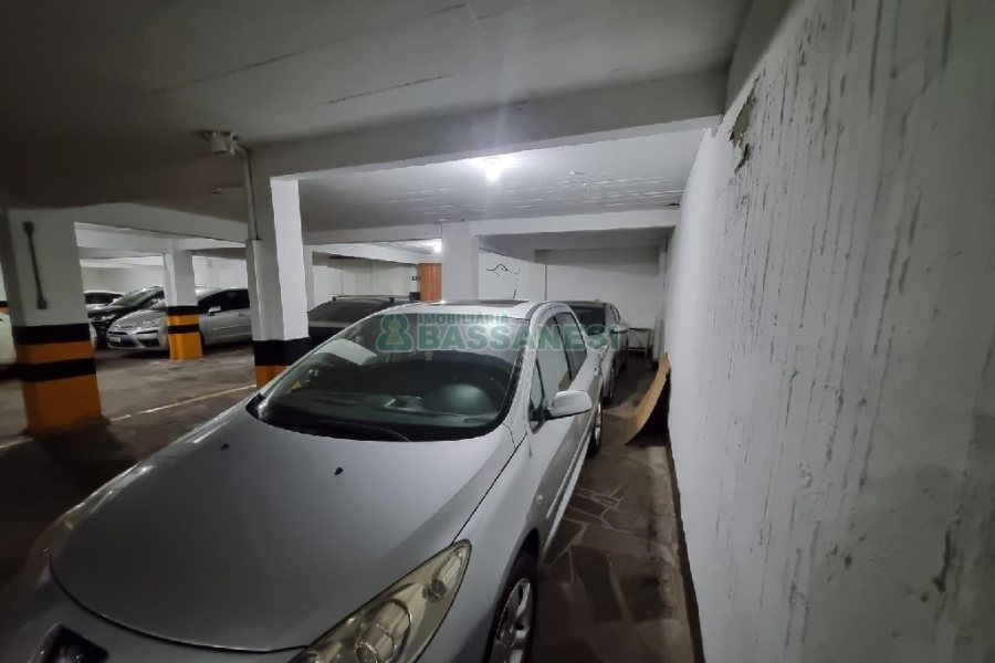 Apto Mobiliado com 132m², 3 dormitórios, 2 vagas, no bairro São Pelegrino em Caxias do Sul para Alugar