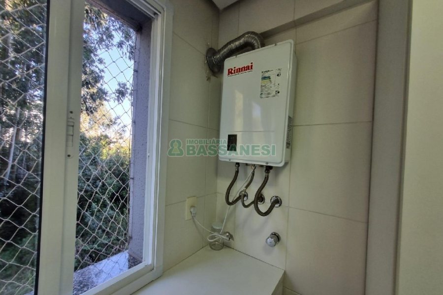 Apto Mobiliado com 90m², 2 dormitórios, 2 vagas, no bairro Cinqüentenário em Caxias do Sul para Alugar ou Comprar