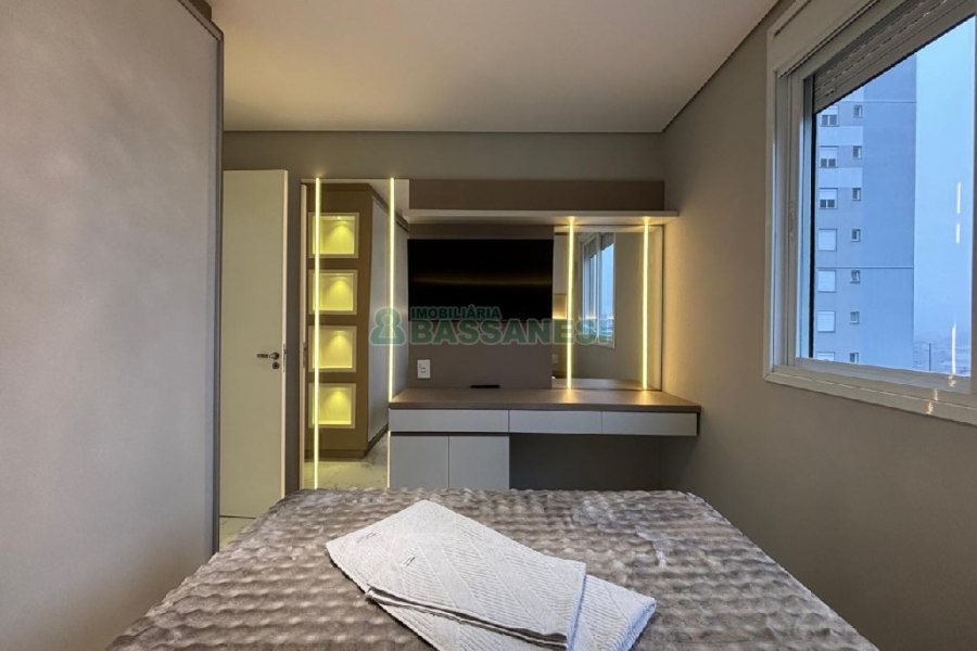 Apto Mobiliado com 55m², 2 dormitórios, 2 vagas, no bairro De Lazzer em Caxias do Sul para Alugar