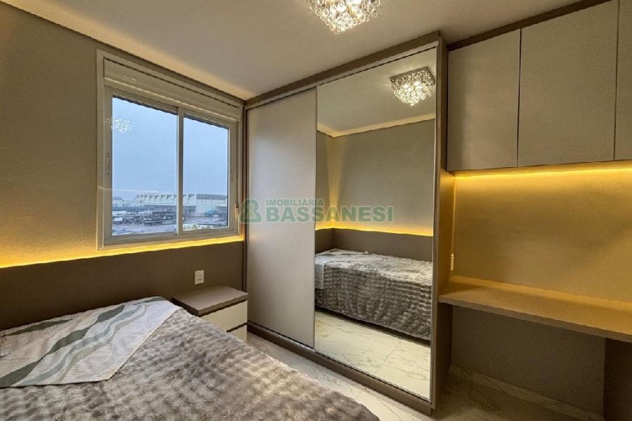 Apto Mobiliado com 55m², 2 dormitórios, 2 vagas, no bairro De Lazzer em Caxias do Sul para Alugar