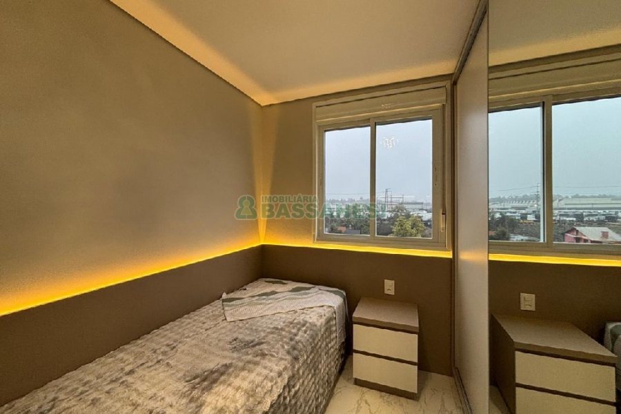 Apto Mobiliado com 55m², 2 dormitórios, 2 vagas, no bairro De Lazzer em Caxias do Sul para Alugar