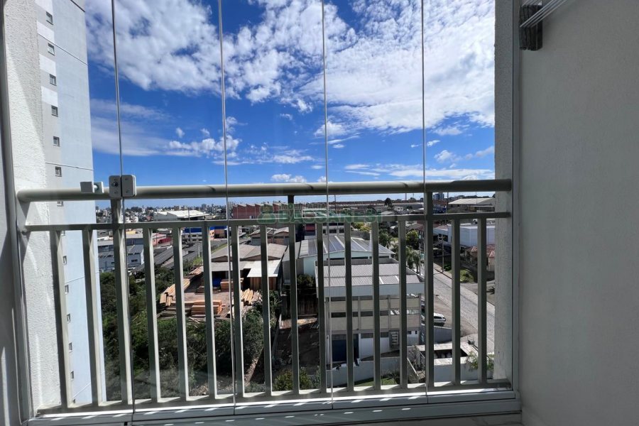 Apto Mobiliado com 55m², 2 dormitórios, 2 vagas, no bairro De Lazzer em Caxias do Sul para Alugar