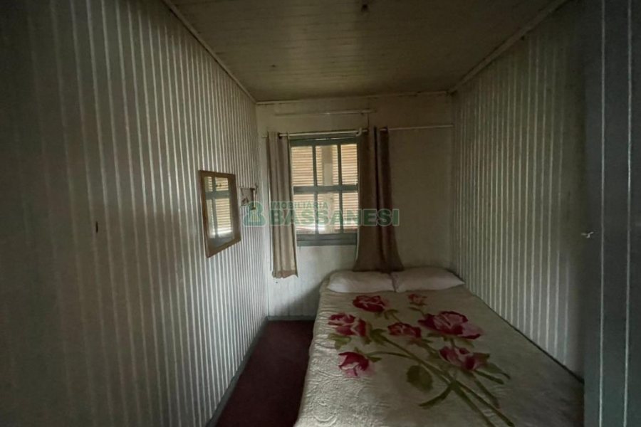 Casa com 360m², 2 dormitórios, no bairro Nossa Senhora de Fátima em Caxias do Sul para Comprar