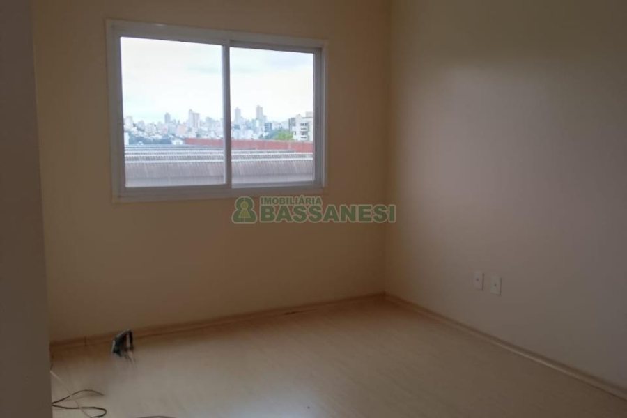 Apartamento com 56m², 2 dormitórios, 1 vaga, no bairro Salgado Filho em Caxias do Sul para Comprar