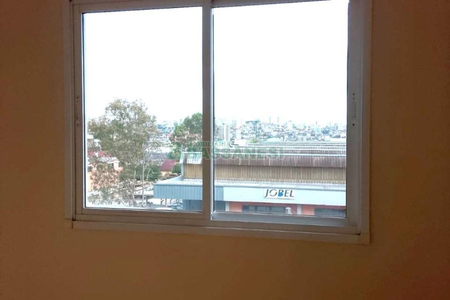 Apartamento com 56m², 2 dormitórios, 1 vaga, no bairro Salgado Filho em Caxias do Sul para Comprar