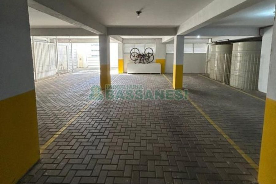 Apartamento com 80m², 2 dormitórios, 1 vaga, no bairro Charqueadas em Caxias do Sul para Comprar