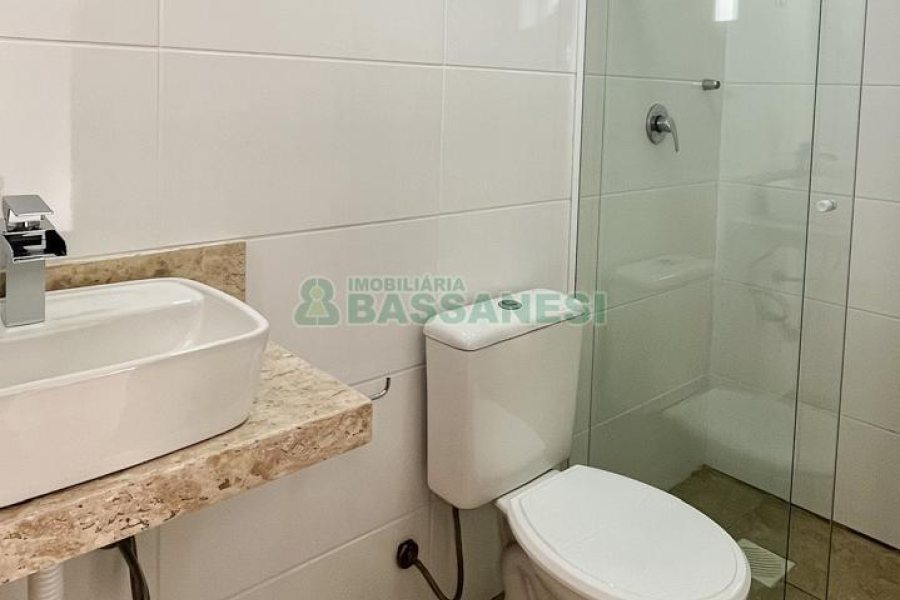 Apartamento com 100m², 3 dormitórios, 6 vagas, no bairro De Lazzer em Caxias do Sul para Comprar