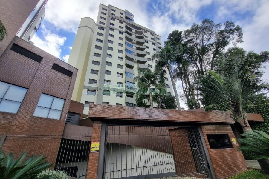 Apto Mobiliado com 99m², 3 dormitórios, 2 vagas, no bairro Pio X em Caxias do Sul para Alugar ou Comprar