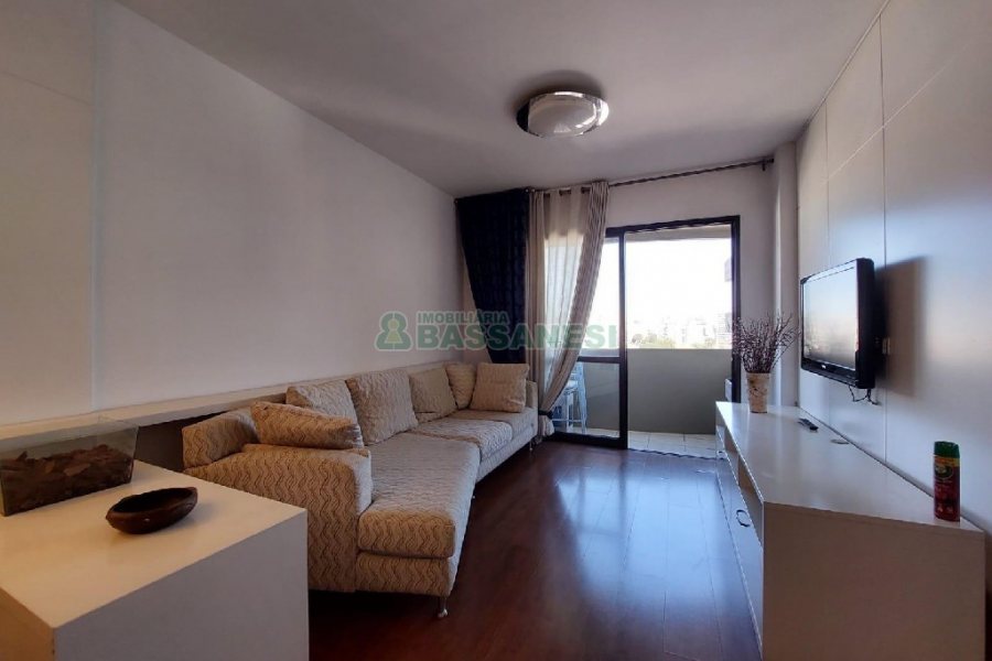 Apto Mobiliado com 99m², 3 dormitórios, 2 vagas, no bairro Pio X em Caxias do Sul para Alugar ou Comprar