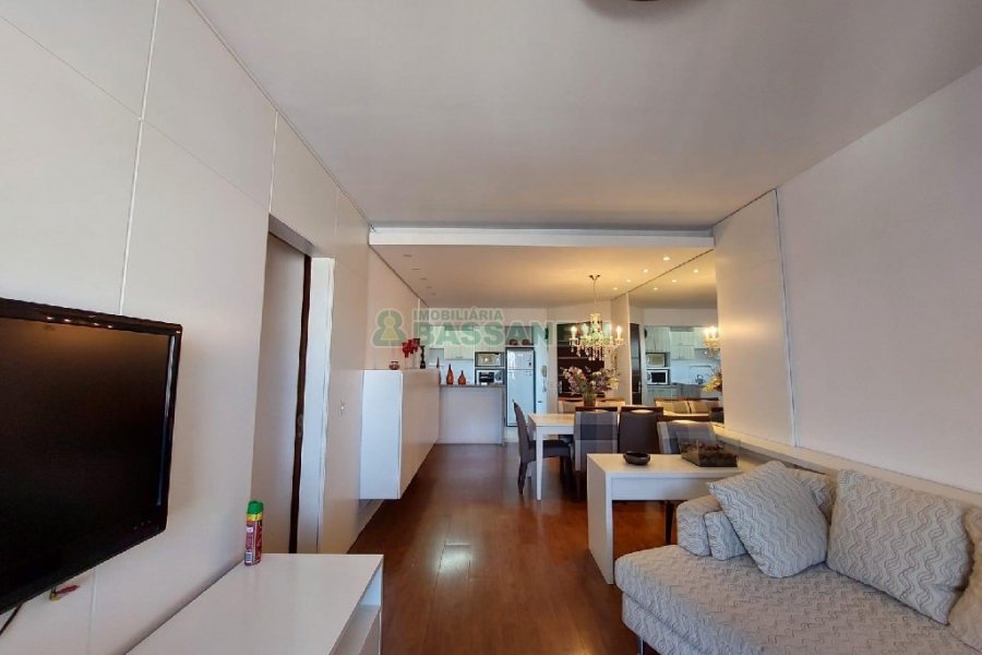 Apto Mobiliado com 99m², 3 dormitórios, 2 vagas, no bairro Pio X em Caxias do Sul para Alugar ou Comprar