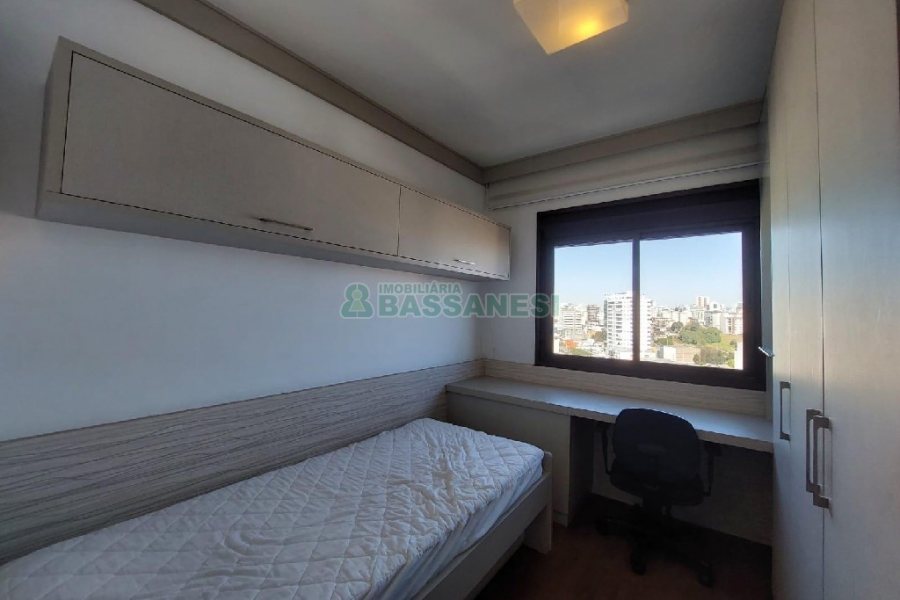 Apto Mobiliado com 99m², 3 dormitórios, 2 vagas, no bairro Pio X em Caxias do Sul para Alugar ou Comprar