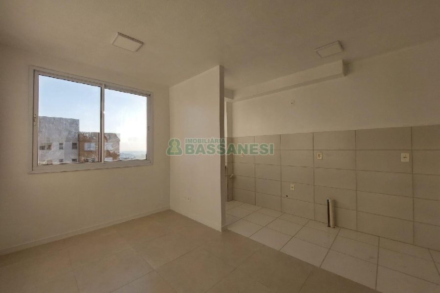 Apartamento com 49m², 2 dormitórios, 1 vaga, no bairro Nossa Senhora do Rosário em Caxias do Sul para Alugar