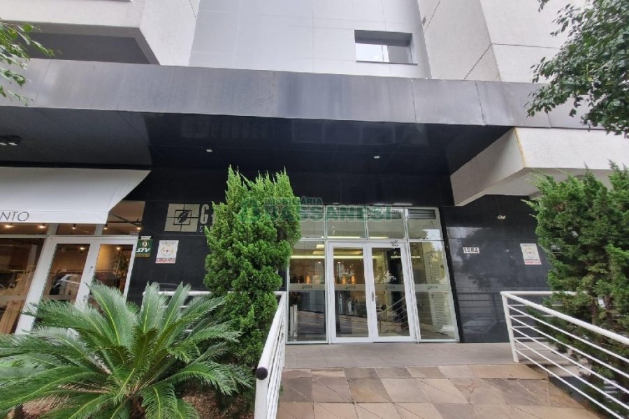 Sala com 33m², no bairro Centro em Caxias do Sul para Alugar ou Comprar