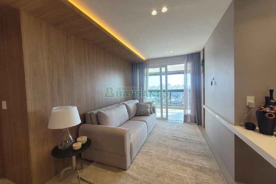 Apto Mobiliado com 110m², 3 dormitórios, 2 vagas, no bairro Petrópolis em Caxias do Sul para Alugar