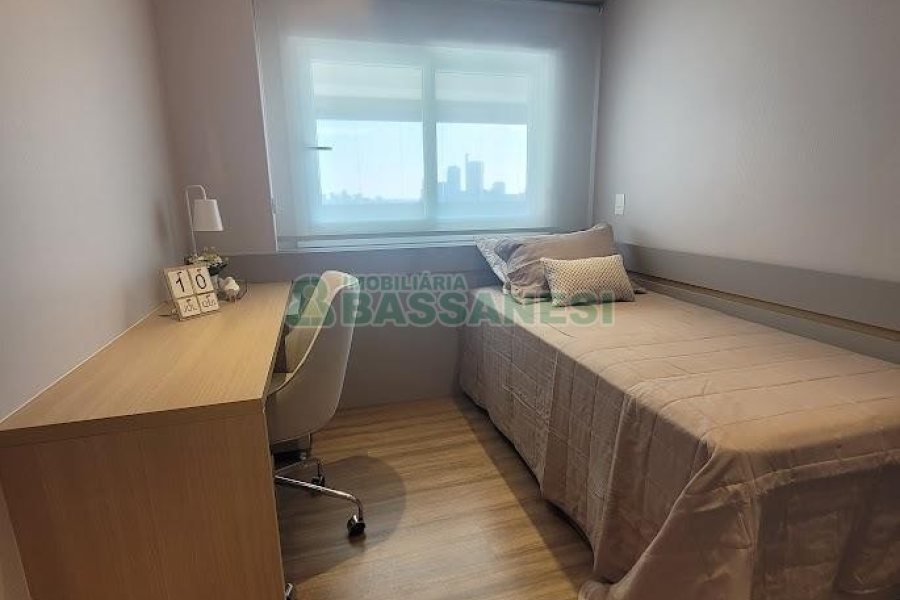 Apto Mobiliado com 110m², 3 dormitórios, 2 vagas, no bairro Petrópolis em Caxias do Sul para Alugar