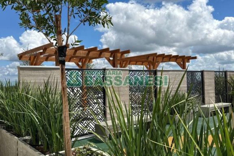 Apto Mobiliado com 110m², 3 dormitórios, 2 vagas, no bairro Petrópolis em Caxias do Sul para Alugar