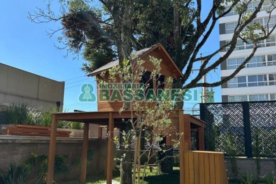 Apto Mobiliado com 110m², 3 dormitórios, 2 vagas, no bairro Petrópolis em Caxias do Sul para Alugar