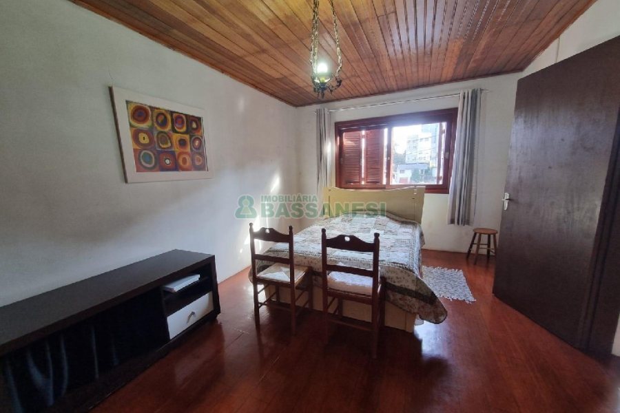 Casa com 80m², 2 dormitórios, no bairro Presidente Vargas em Caxias do Sul para Alugar