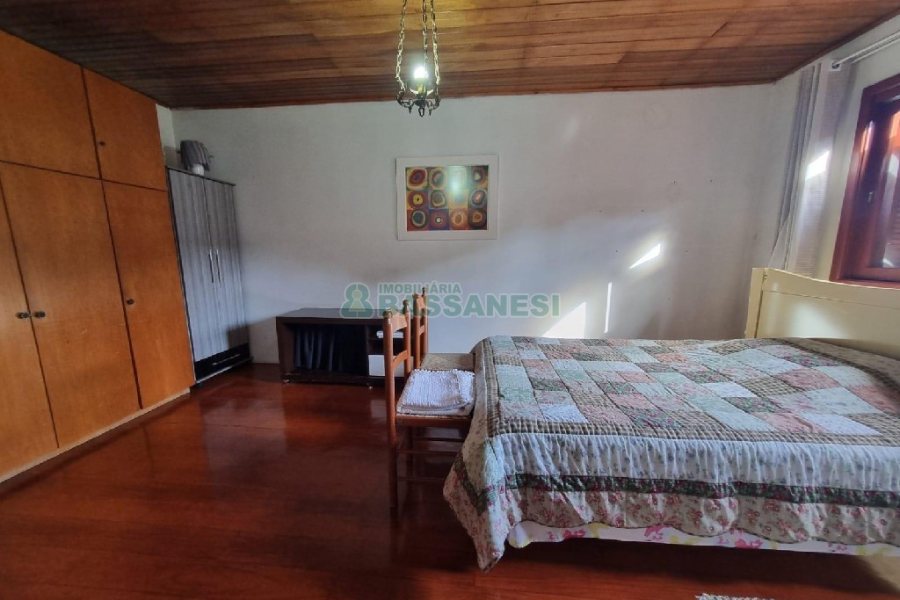 Casa com 80m², 2 dormitórios, no bairro Presidente Vargas em Caxias do Sul para Alugar