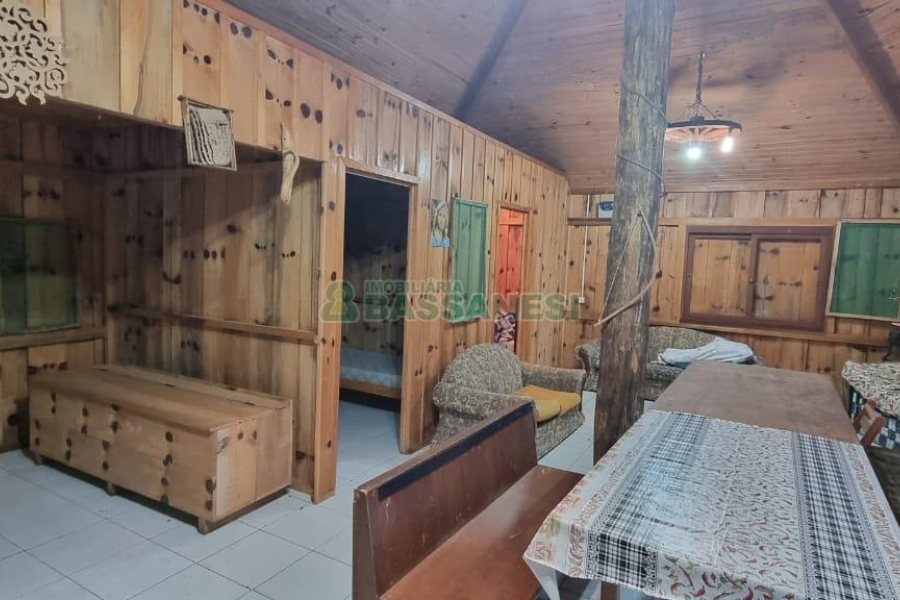 Chácara com 300m², 4 dormitórios, no bairro Fazenda Souza em Caxias do Sul para Comprar