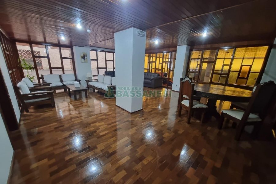 Apto Mobiliado com 130m², 3 dormitórios, 1 vaga, no bairro Lourdes em Caxias do Sul para Comprar