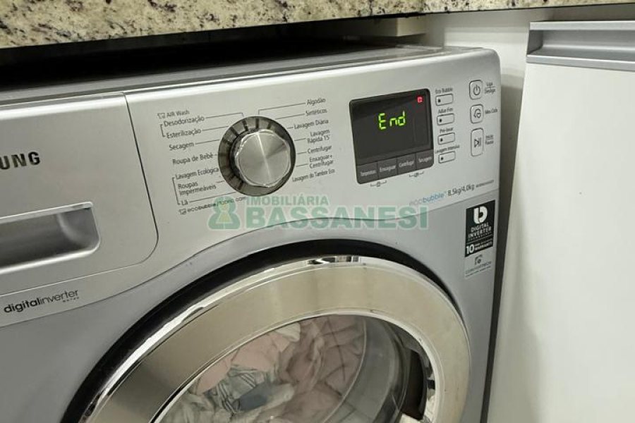 Apartamento com 66m², 2 dormitórios, 1 vaga, no bairro Kayser em Caxias do Sul para Comprar